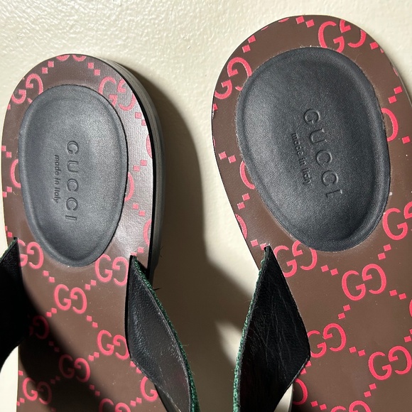 GUCCI KIKA THONG SANDALS - Picture 4 of 10
